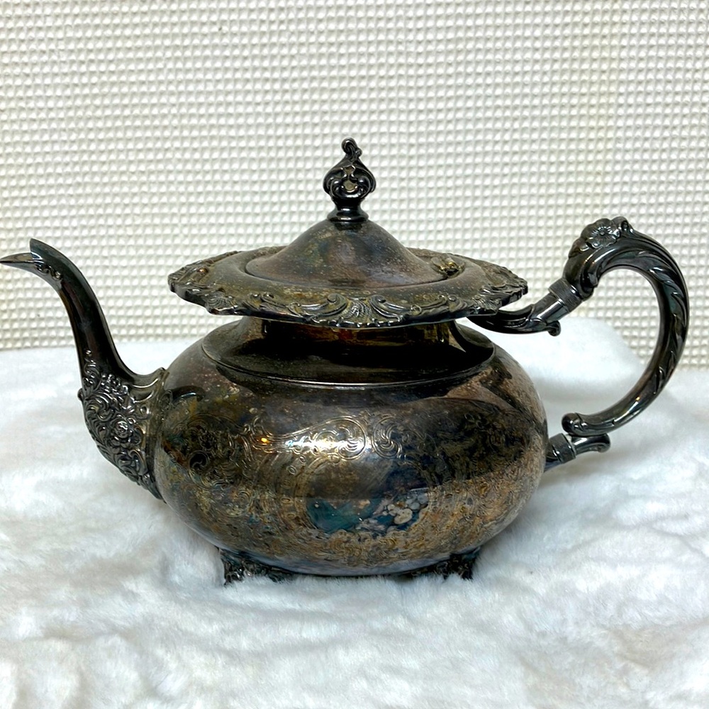 Sheffield Etched Silver Plated Tea Pot
